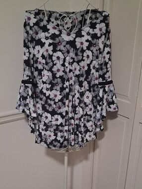 Alfani Black Floral Tunic with Bell Sleeves